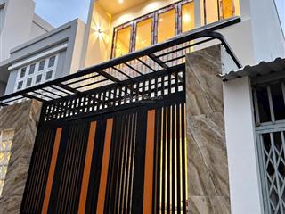 Nhà mới thiết kế đẹp 2 lầu (4.5x17) hẻm 5m cư xá phú lâm a, quận 6