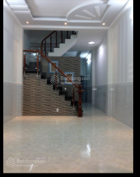 Bán nhà phố 3 tầng gần đường nhựa 8m
