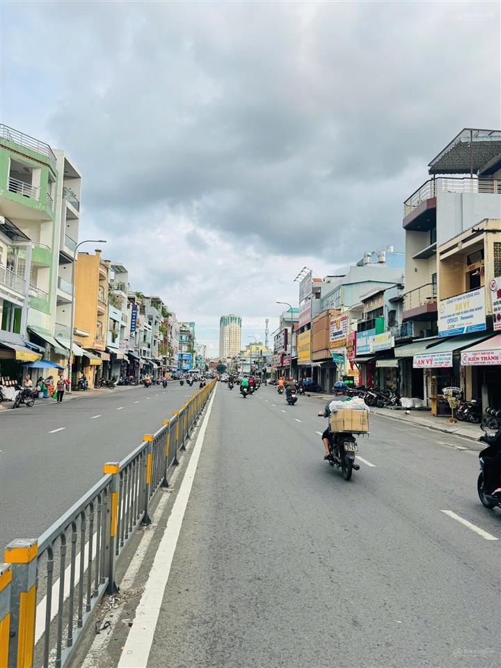 Bán nhà giá 15t mặt tiền nguyễn thị nhỏ gần nguyễn chí thanh,nguyễn trãi