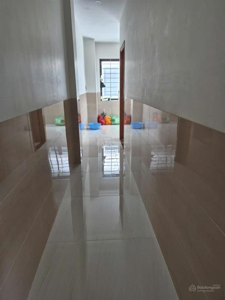 Bán nhà kdc dương hồng 5x20m đối diện công viên có hầm nhà đẹp giá 12,3 tỷ.  a.hiền 0937 777 ***