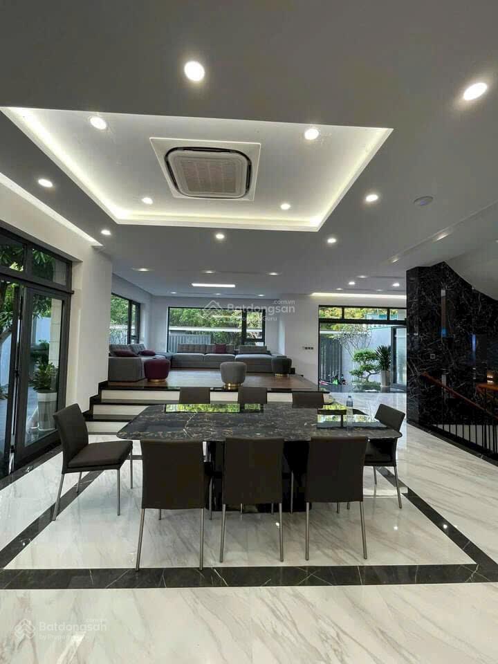 Chính chủ cần bán biệt thự đẹp khu hl 6a, tm, đường lớn dt 250m, 3 lầu giá chỉ 35,7tỷ  0937 777 ***