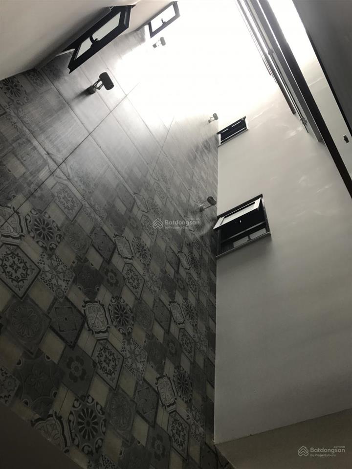 Cần bán nhà đẹp mặt tiền hoàng trọng mậu, hầm, thang máy, sổ hồng bán 38 tỷ  a.hiền 0937 777 ***