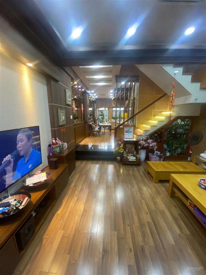 Cần bán gấp nhà mới đẹp kdc đại phúc, có hầm rộng, sổ hồng giá chỉ 15 tỷ,  e dung 0931 017 ***