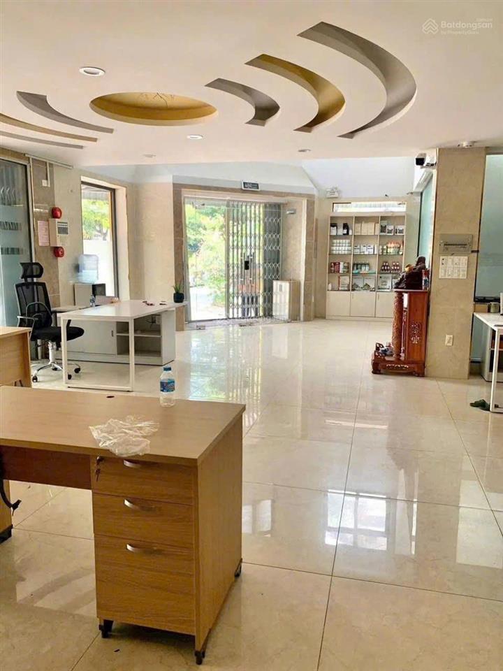Cần cho thuê biệt thự đẹp khu trung sơn, có thang máy, gần bờ sông cv, giá 50tr  0931 017 ***
