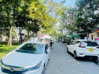 Kẹt tiền cần bán gấp căn nhà phố kdc trung sơn, đối diện cv, dt 100m2 giá chỉ 15,5 tỷ