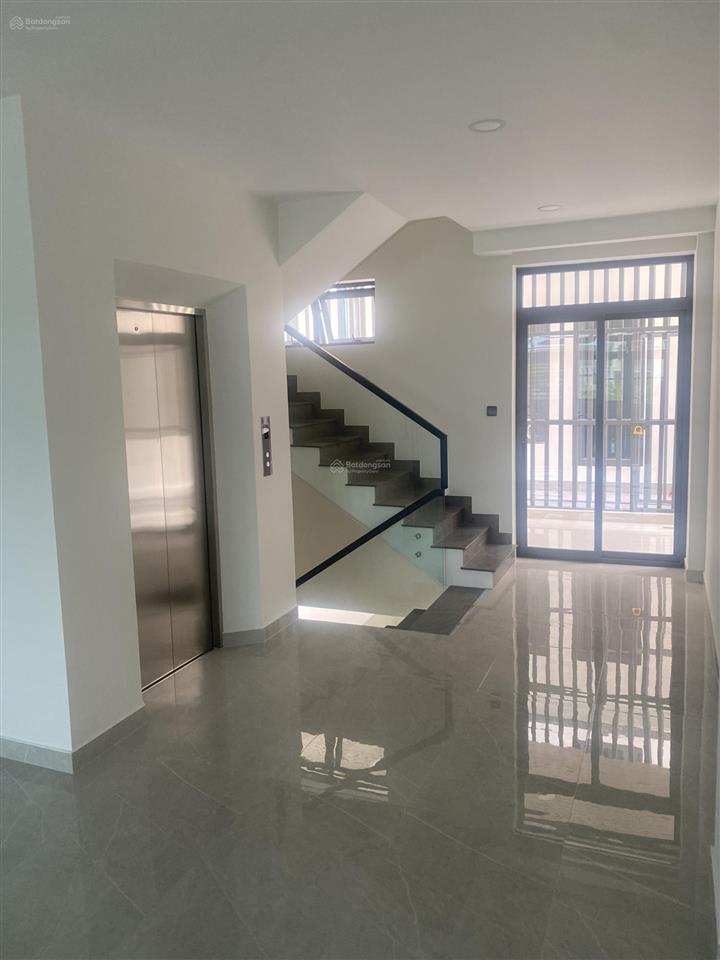 Cần bán cặp nhà mặt tiền đường phạm hùng khu đại phúc, vị trí đẹp, sh giá 32 tỷ(tl)  0931 017 ***