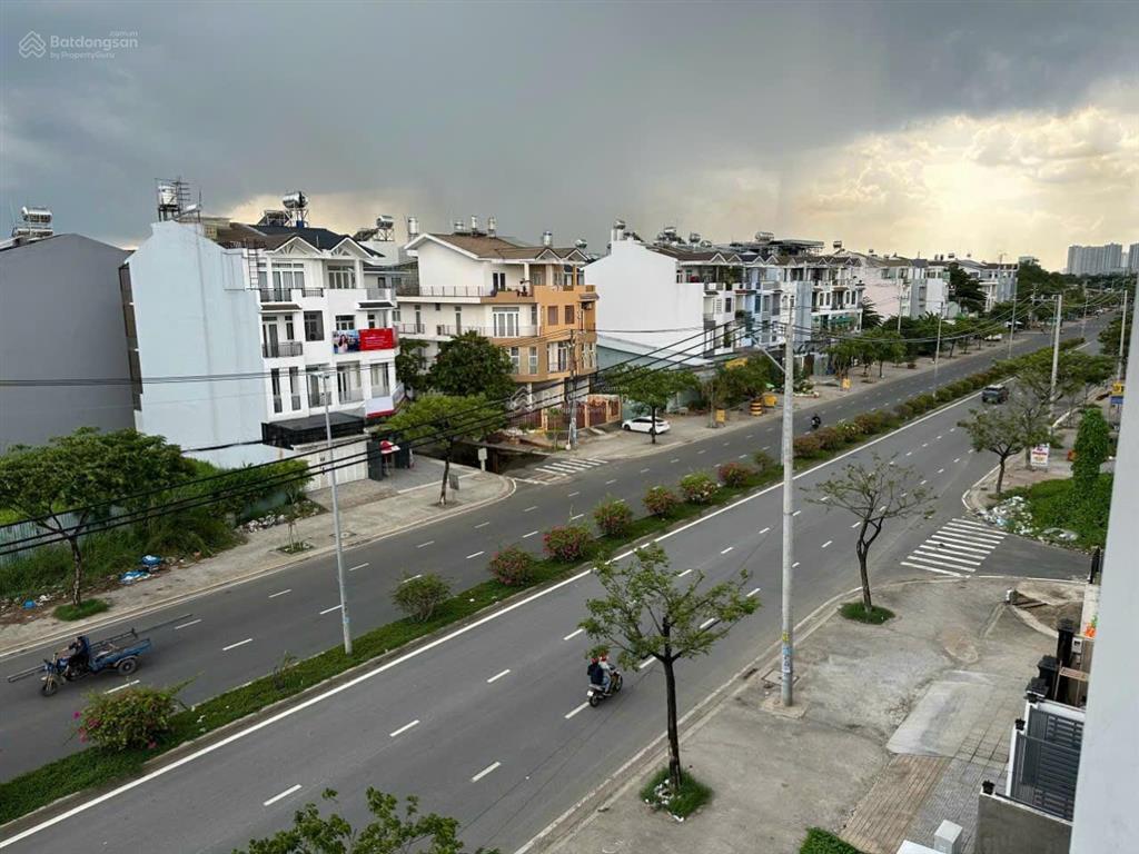 Bán nhà mặt tiền đường phạm hùng kdc đại phúc, nhà mới, đẹp sổ hồng giá chỉ 15,6 tỷ  0931 017 ***