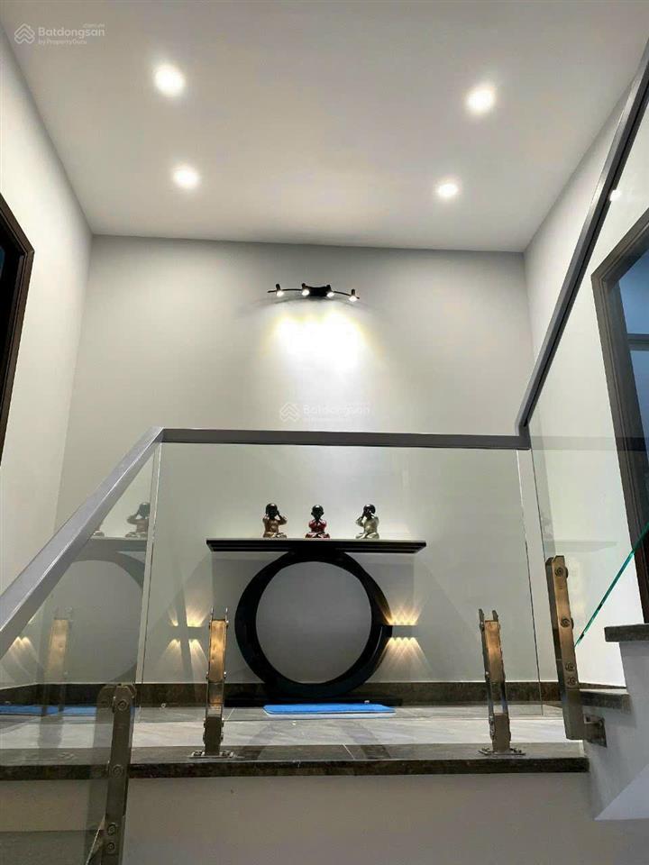 Bán nhà mặt tiền đường phạm hùng kdc đại phúc, nhà mới, đẹp sổ hồng giá chỉ 15,6 tỷ  0931 017 ***