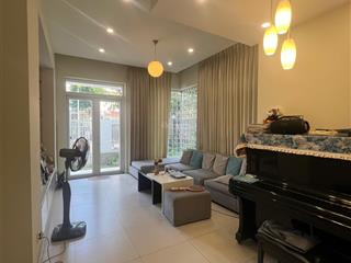Cho thuê biệt thự liền kề khu sadeco, nhà mới đẹp, ntđđ giá 40tr/tháng  e. dung 0931 017 ***