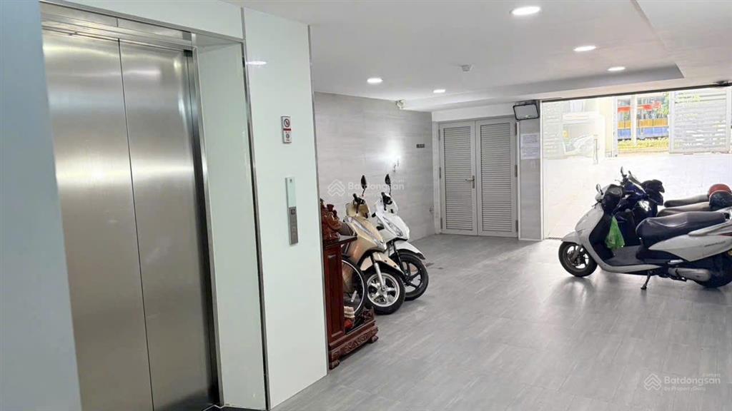Cần bán nhà mặt tiền hoàng trọng mậu. hầm 5 lầu, tm có hợp đồng thuê giá tốt hl a. hiền 0937 777 ***