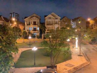 Cần bán lô đất vị trí đẹp khu dương hồng. 100m, giá chỉ 7,2 tỷ tặng luôn cọc móng 0937 777 ***