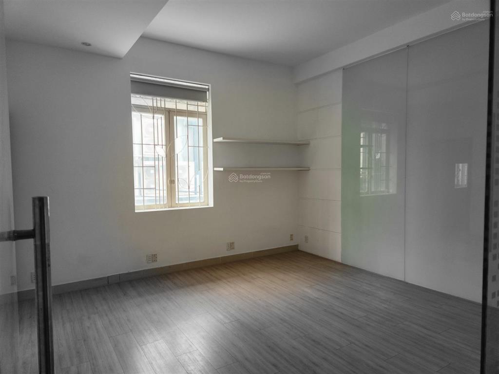 Cho thuê nhà kdc trung sơn dt 120m2 mt đường lớn 20m, nhà mới, đẹp, giá 34 tr/tháng.  0931 017 ***