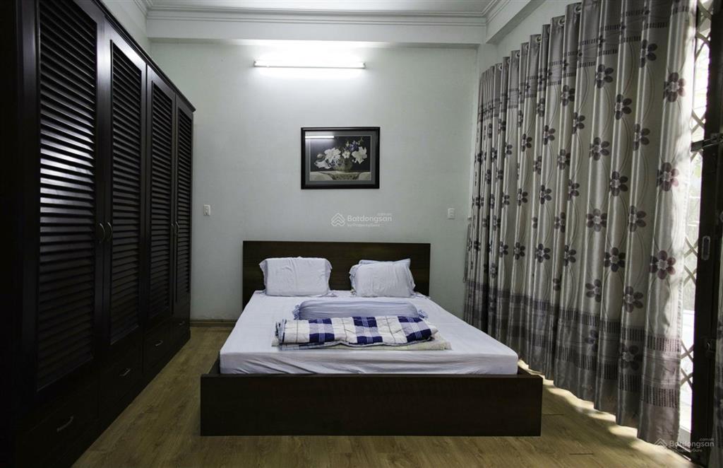Bán nhà kdc 6b intresco góc 2 mặt tiền vị trí đẹp. dt 157,5m, 3 lầu, sh giá 17,8 tỷ  0937 777 ***