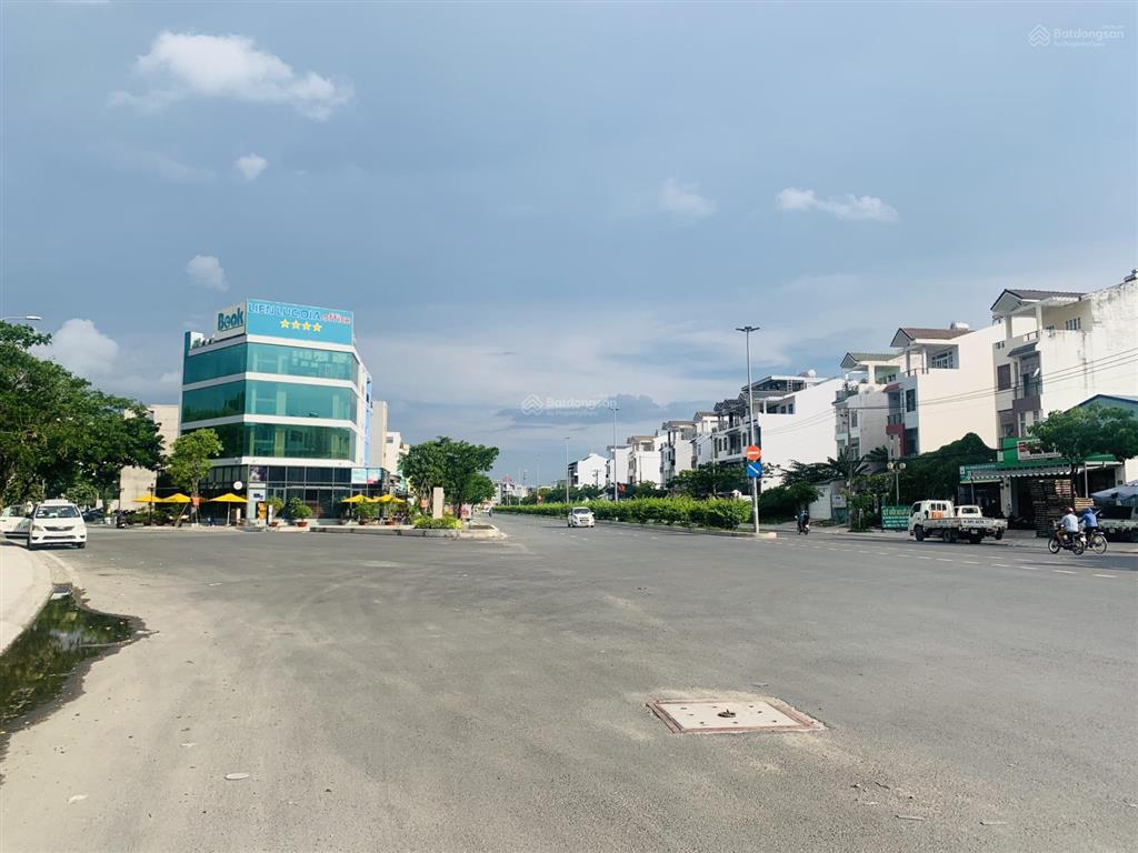 Chính chủ cần bán lô đất mặt tiền đường phạm hùng kdc đại phúc vị trí đẹp 5x20 giá 125tr/m(tl)