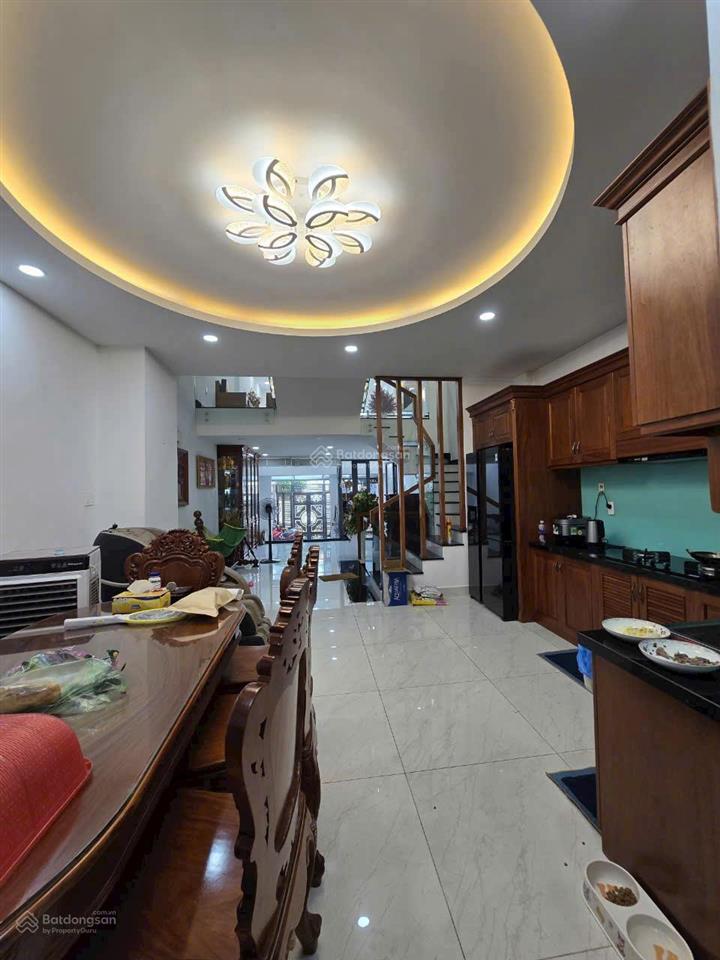 Chính chủ cần bán nhà đẹp kdc đại phúc. nhà mới, đẹp, thoáng mát, sh giá 9,2 tỷ  0937 777 ***