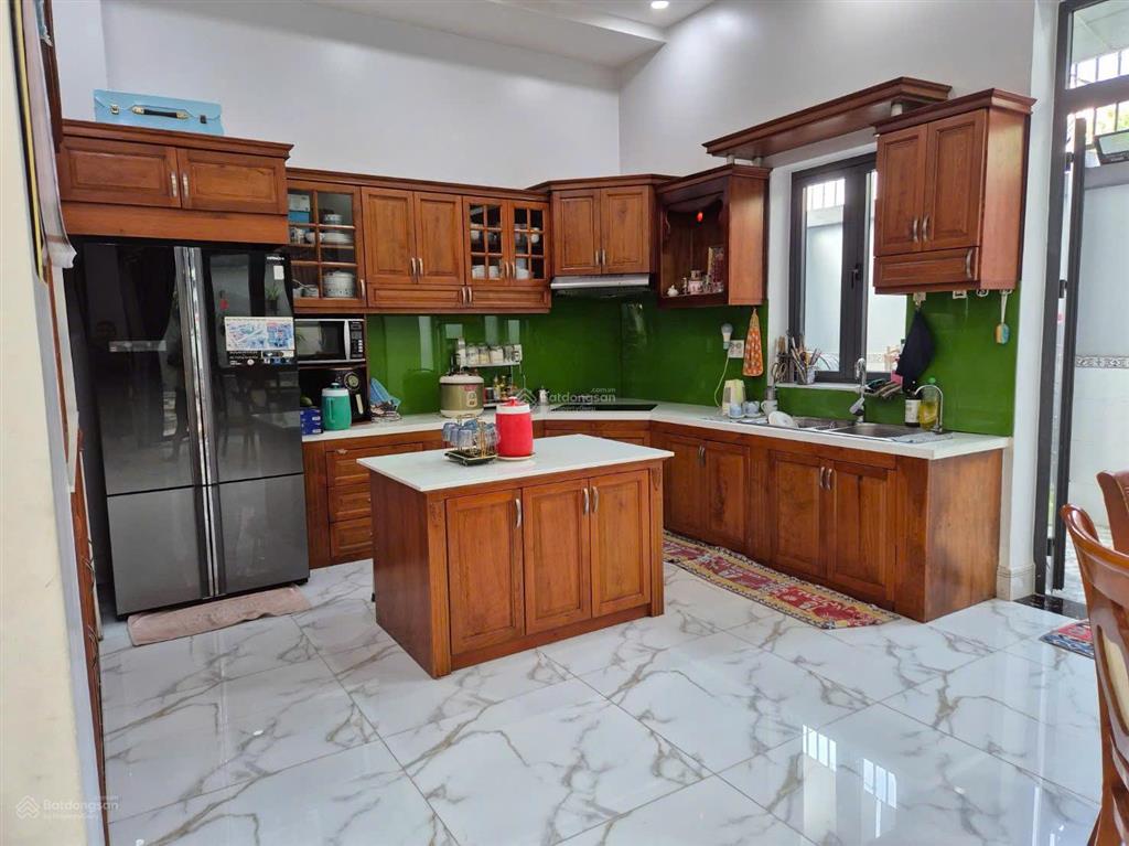 Kẹt tiền cần bán biệt thự mới đẹp kdc đại phúc, có hầm, sổ hồng giá chỉ còn 18.8 tỷ  0937 777 ***