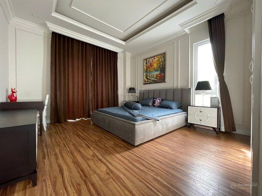Cho thuê villa vị trí góc mảng xanh lớn 4pn 4wc full nt ở ngay hàng xóm văn minh, an ninh 24/7