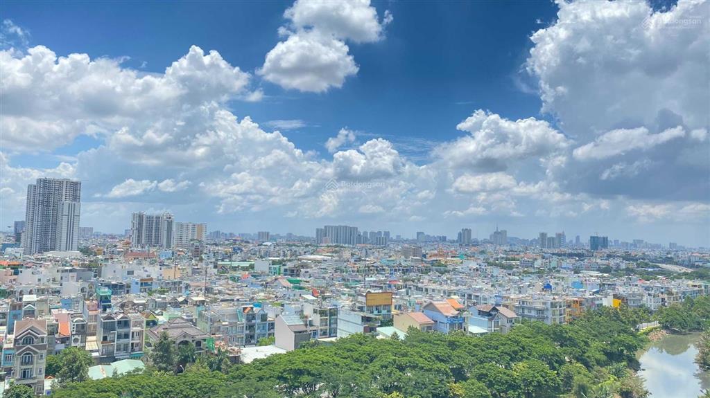 Cần cho thuê nhà diamond riverside nhà trống 73m2 2pn 2wc giá 8 triệu,  0941 733 ***