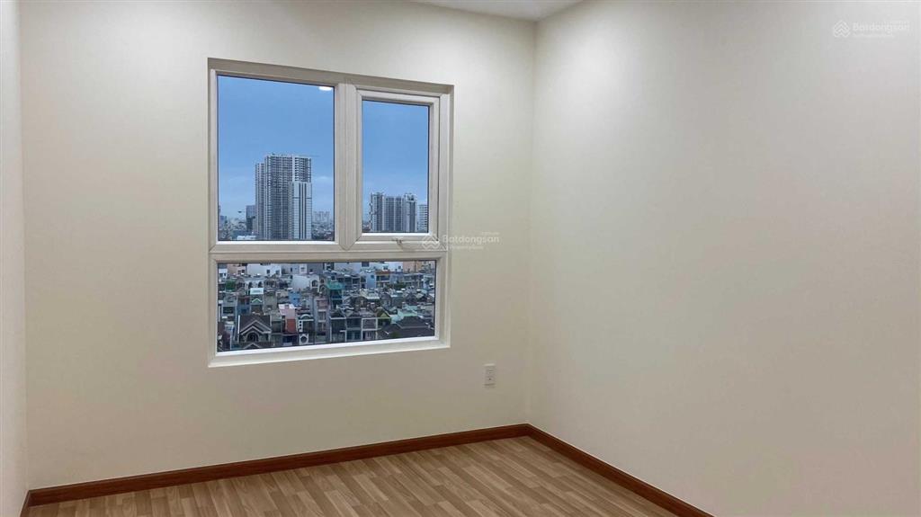 Cần cho thuê nhà diamond riverside nhà trống 73m2 2pn 2wc giá 8 triệu,  0941 733 ***