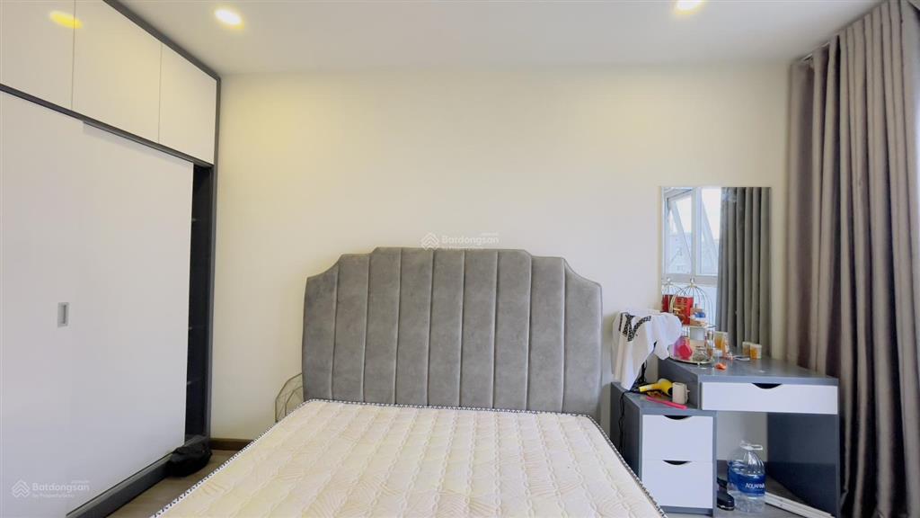 Bán căn hộ 74m2 2pn full nội thất mới mặt tiền võ văn kiệt di chuyển trung tâm nhanh