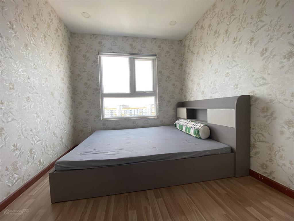 Cho thuê căn gốc 74m2 2pn 2wc diamond riverside bình phú. nhà full nội thất mới đẹp như hình đăng