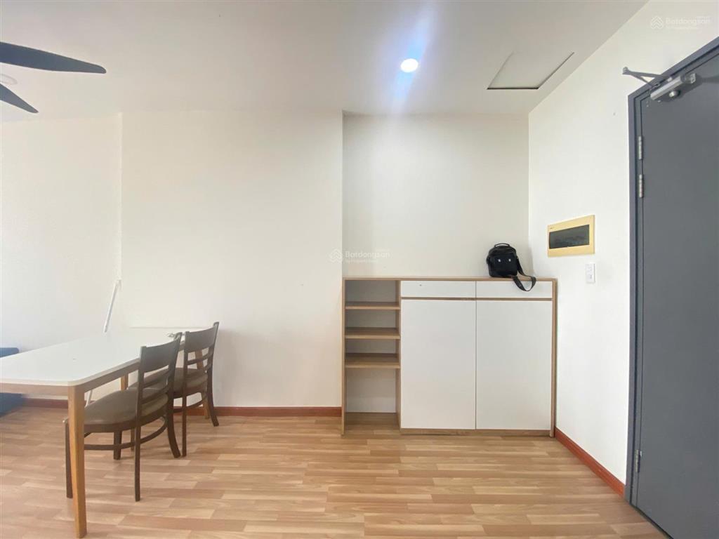 Cho thuê 2pn diamond riverside, 9,5 triệu, 73m2, nội thất đầy đủ ở ngay