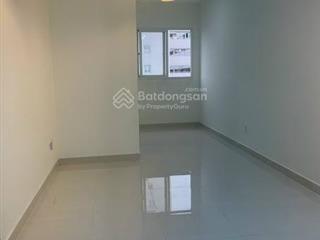 Cư dân bán căn hộ green town bình tân ở liền 49m2 2pn1wc 2.2tỷ full nt gỗ, ht vay bank