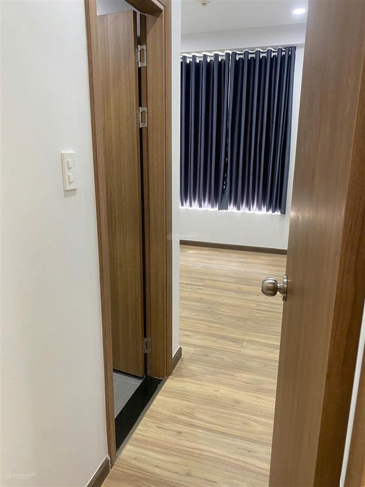 Bcons miền đông 2pn, 2wc view đẹp, giá 2tỷ350 bao sang tên  0903 066 ***