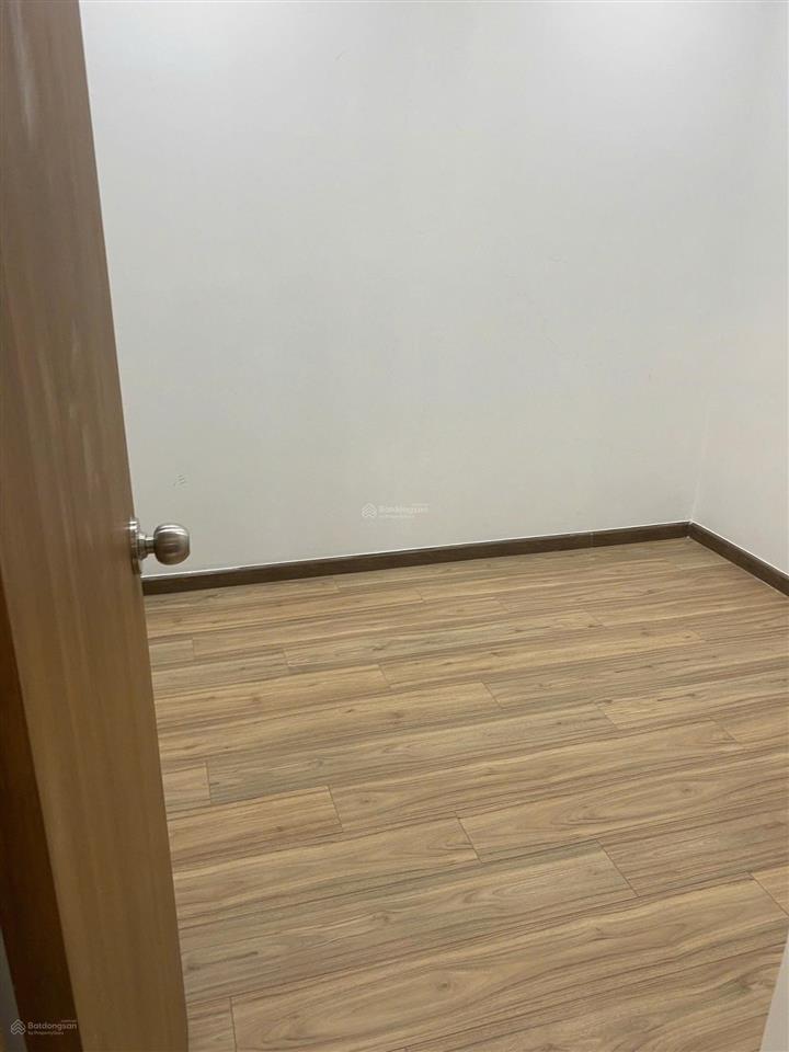 Bcons miền đông 2pn, 2wc view đẹp, giá 2tỷ350 bao sang tên  0903 066 ***