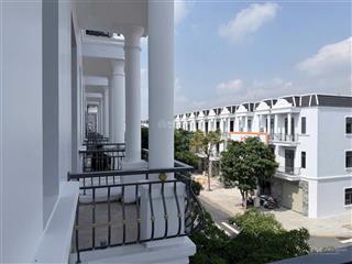 Nhà phố góc mặt tiền d11  bcons city life  diện tích 104m2  700 triệu sở hữu ngay  cho vay 80%