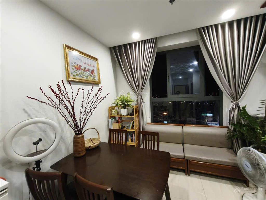 Chính chủ gửi bán căn 57m2 full nt giá 2tỷ1 nhà mới nh cho vay 70%  0903 066 *** xem nhà thực tế