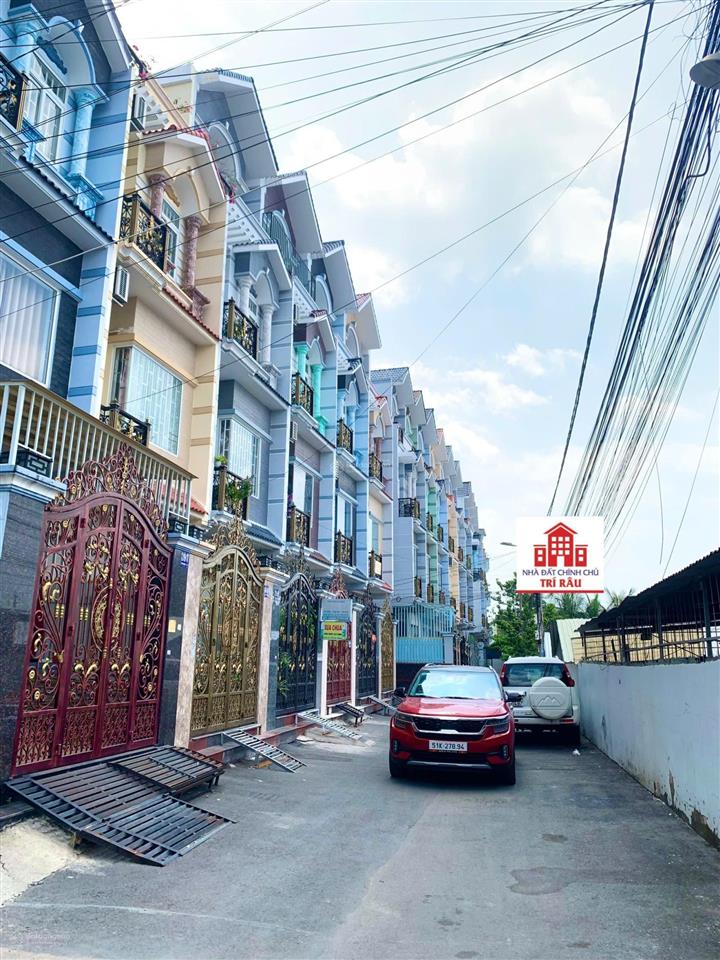 Nhà phố 3 lầu 4x15m, xe hơi vô nhà, lộ giới 20m trước nhà kdc a.d.vương p16 q8 cách v.v.kiệt 800m