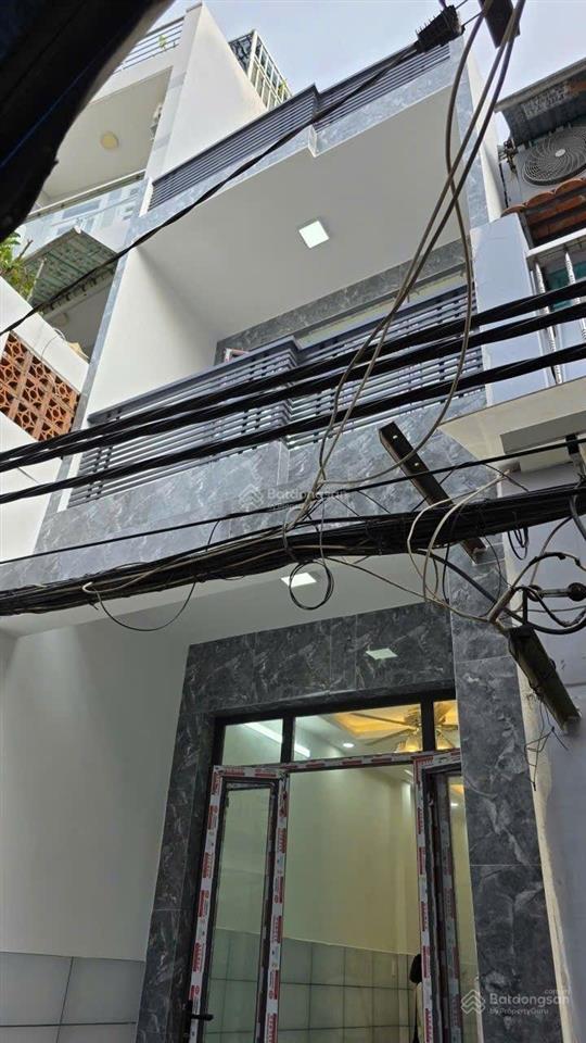 Nhà 2 lầu, mới xây, hẽm 3m cách mt phú định 50m p16 q8 gần hoàng ngân