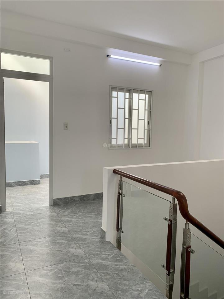 Nhà 1 lửng 3 lầu kdc an dương vương gần võ văn kiệt, bảo vệ 24/24 shr hoàn công đầy đủ