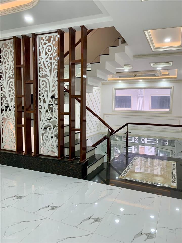 Nhà 1 lửng 3 lầu kdc an dương vương gần võ văn kiệt, bảo vệ 24/24 shr hoàn công đầy đủ