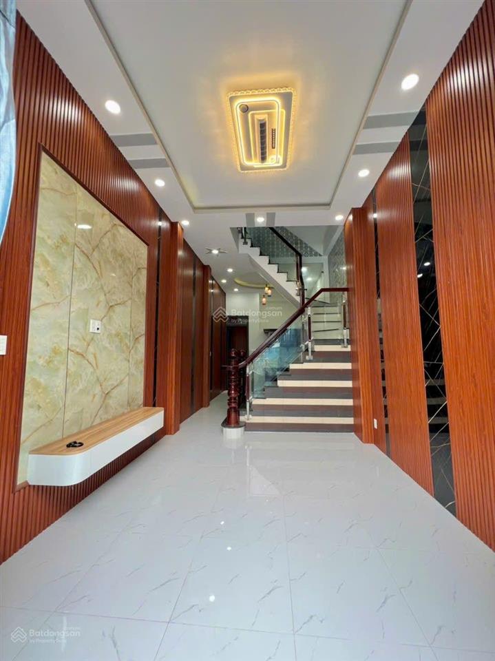 Nhà phố 3 lầu hxh phú định p16 q8 nối dài ng văn luông q6, shr giao nhà ngay