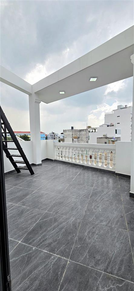 Nhà 3 lầu mt lý đạo thành p16 q8, cạnh cầu lò gốm võ văn kiệt q6, shr, hoàn công