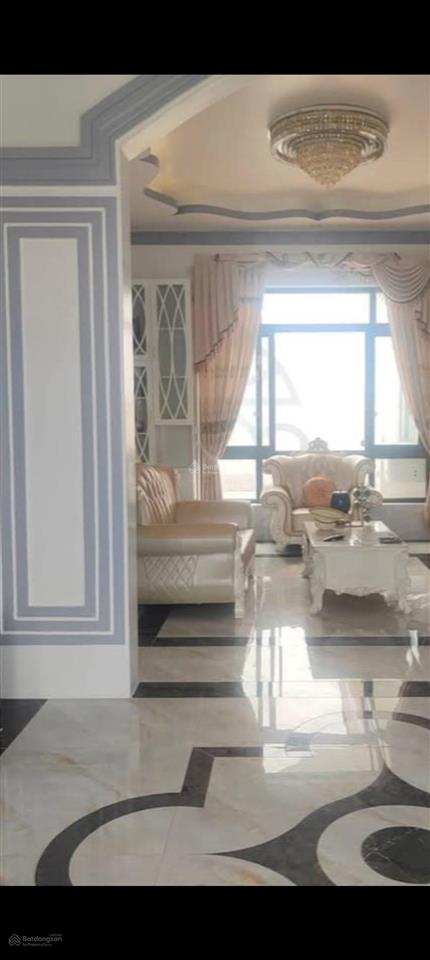 Biệt thự tại gò công, tiền giang, mt đường nhựa, 5pn, 6wc, sổ hồng. dt đất 4.740m2, 26,5 tỷ tl