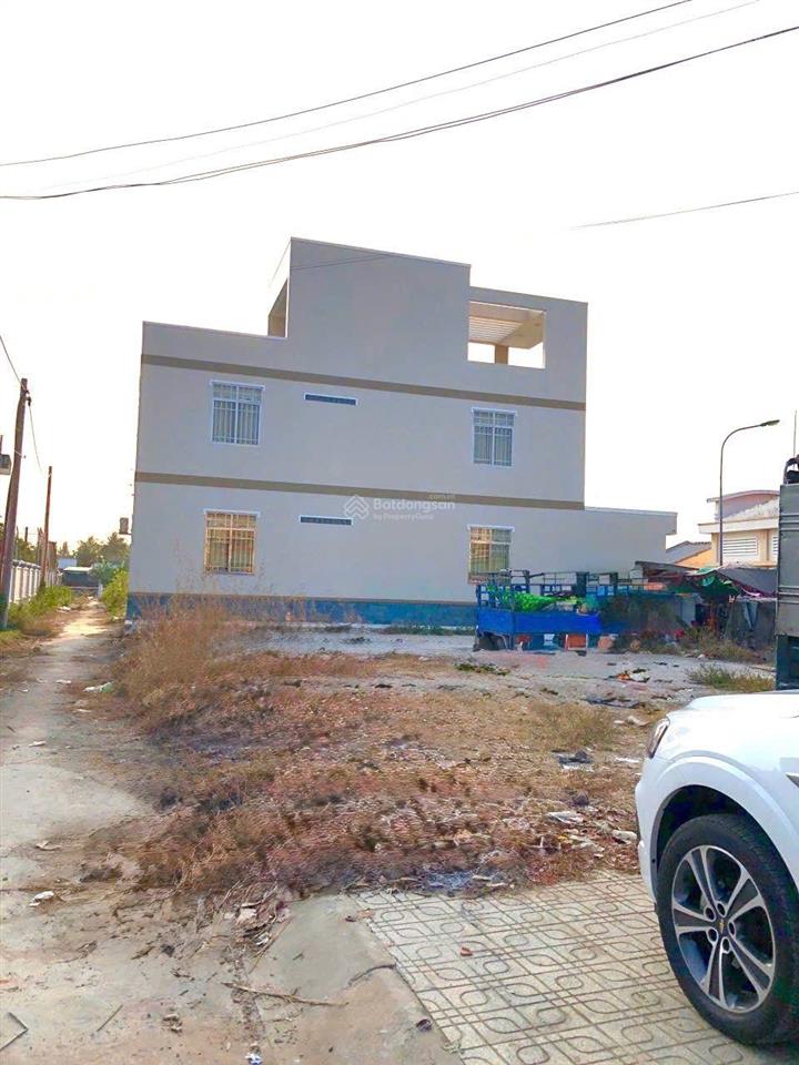 Đất mặt tiền ngay trung tâm và ngay chợ gò công đông, tiền giang, 102,8m2 full thổ, shr 2,15 tỷ