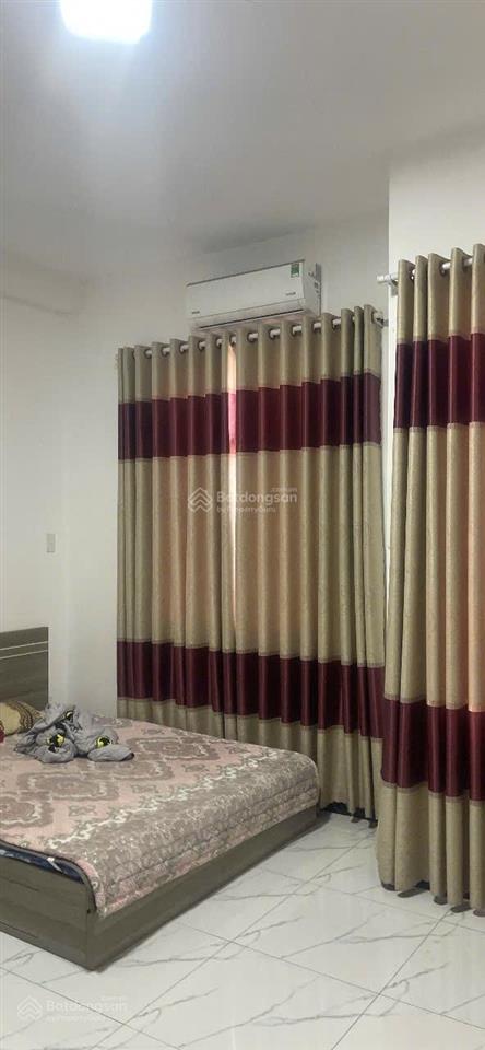 Cho thuê np tại khu dân cư phú lợi, 15 triệu, 350m2, 4pn, 6wc, hàng hiếm