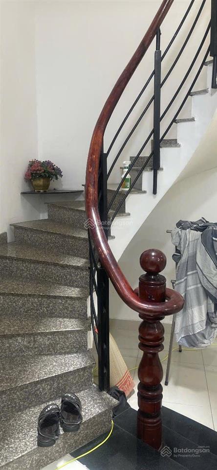 Cho thuê np tại khu dân cư phú lợi, 15 triệu, 350m2, 4pn, 6wc, hàng hiếm
