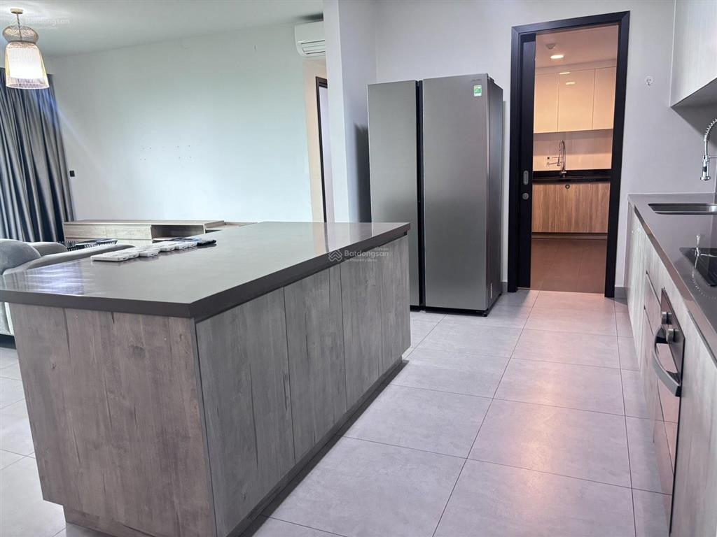 Cho thuê cc feliz en vista, 220m2, 85 triệu/tháng, view sông tầng trung, q2, hcm 0938 449 ***
