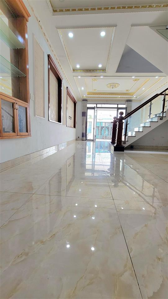 Giảm 1 tỷ. bán nhà mặt tiền ngã ba đường 39, p hiệp bình thủ đức. giáp vành đai 2 phạm văn đồng