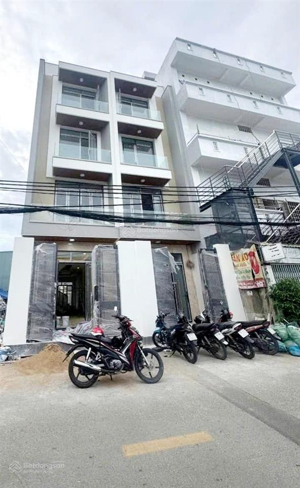 Giảm 1 tỷ. bán nhà mặt tiền ngã ba đường 39, p hiệp bình thủ đức. giáp vành đai 2 phạm văn đồng