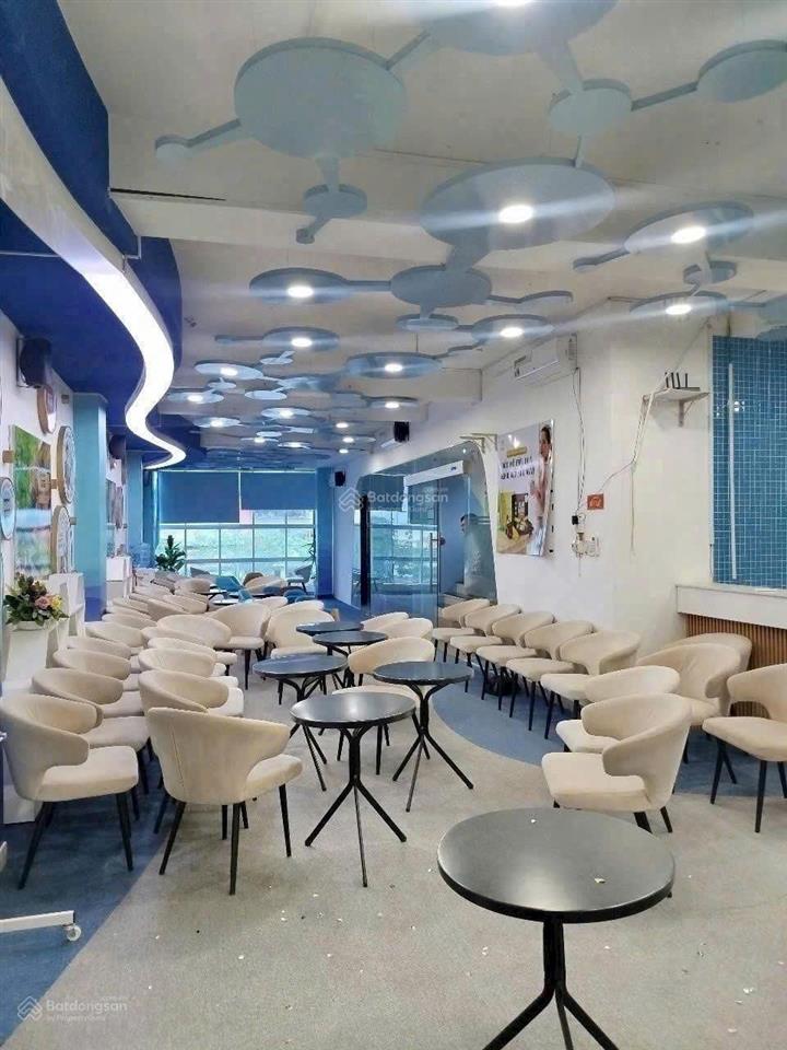 Bán toà nhà 7 tầng mt phạm văn đồng, phường hiệp bình chánh, thủ đức. vị trí siêu vip. 0972 772 ***
