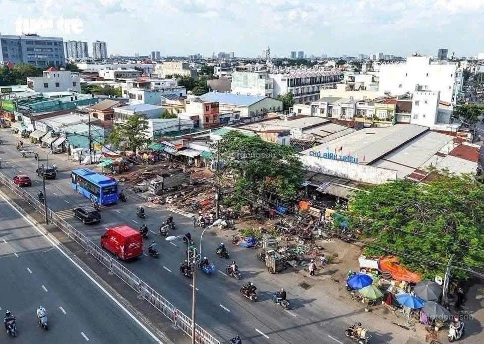 Tòa nhà 2 mặt tiền bình triệu dòng tiền 170tr/tháng.  0972 772 ***
