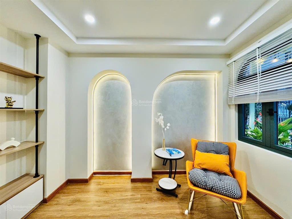 Bán nhà riêng 6,89 tỷ, 29m2 tại bùi hữu nghĩa, p 2, q.bình thạnh, 5 tầng lầu .