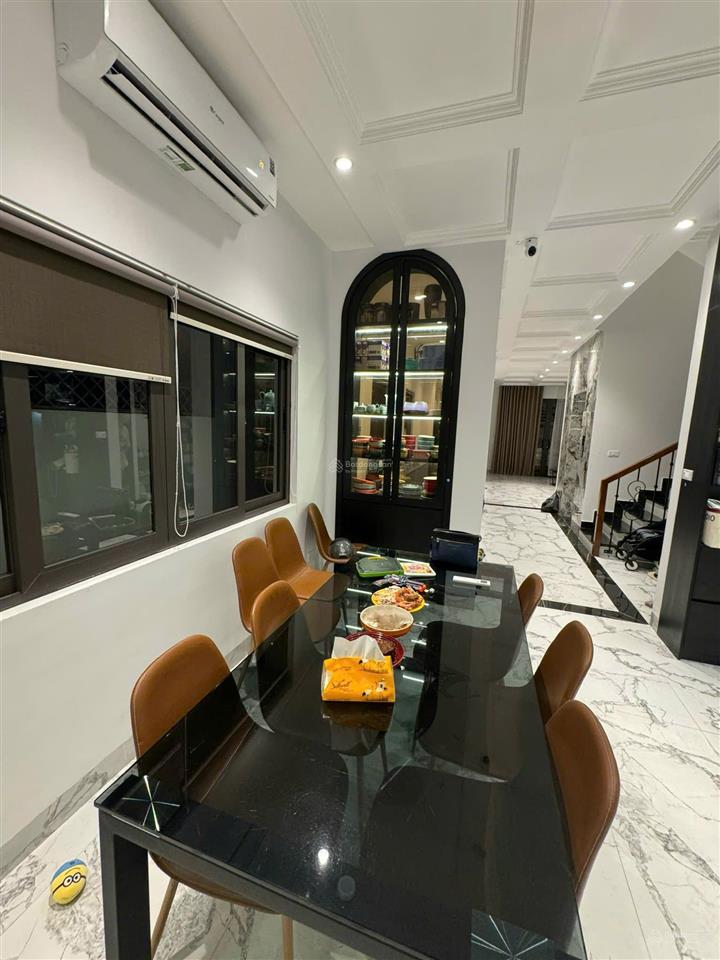 Bán biệt thự khu intracom trung văn. dt 145m2, 4 tầng mới, thang máy. gần công viên