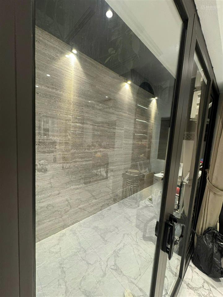 Bán biệt thự khu intracom trung văn. dt 145m2, 4 tầng mới, thang máy. gần công viên