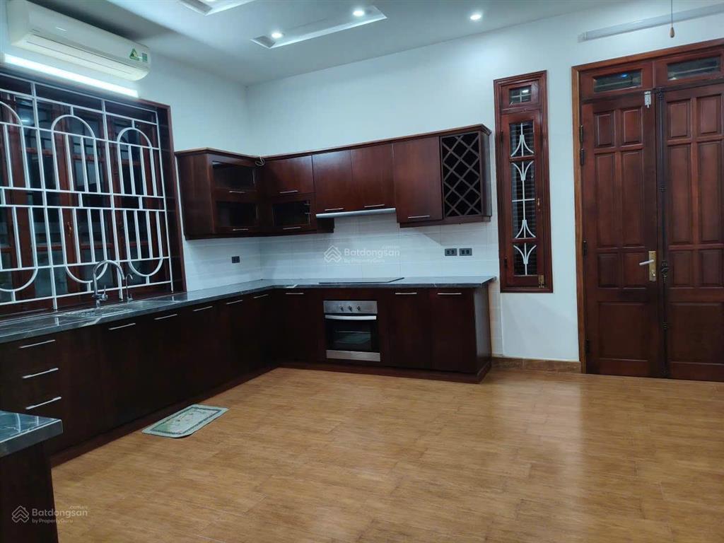 Bán biệt thự ở vinaconex 3  kđt trung văn  gần đại lộ thăng long. nhà đẹp  có hầm